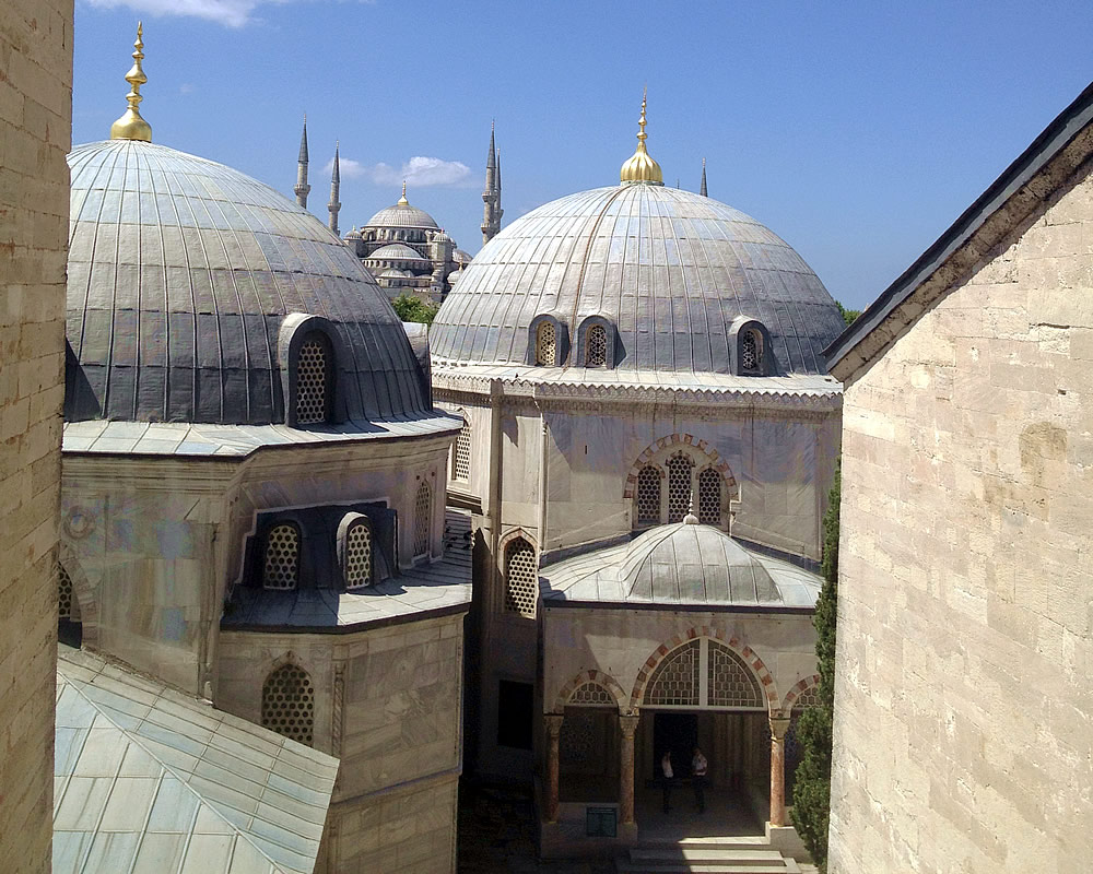 View of Blue Mosque from the Hagio Sofia